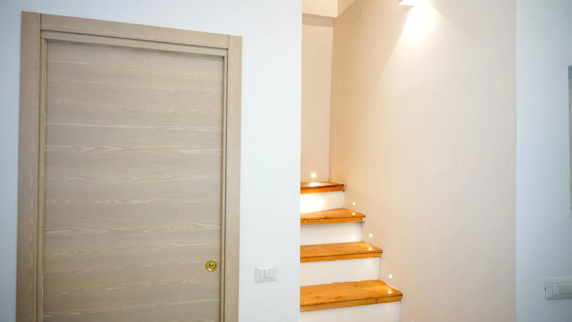 나폴리 Joia'S House In The Historic Centre L.B. 아파트